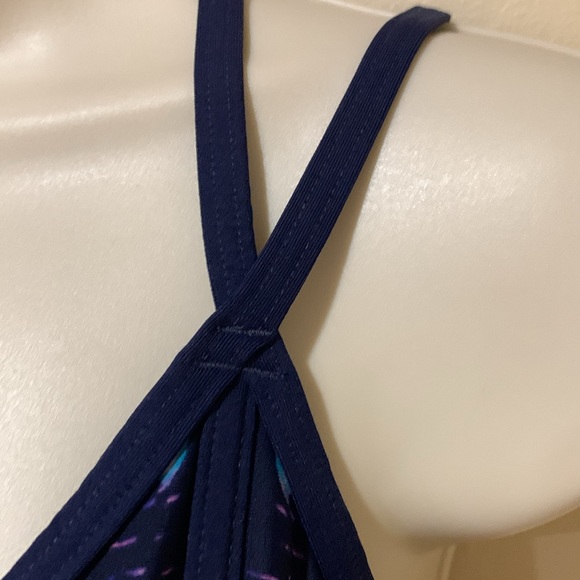 Athleta swim top - Picture 3 of 9